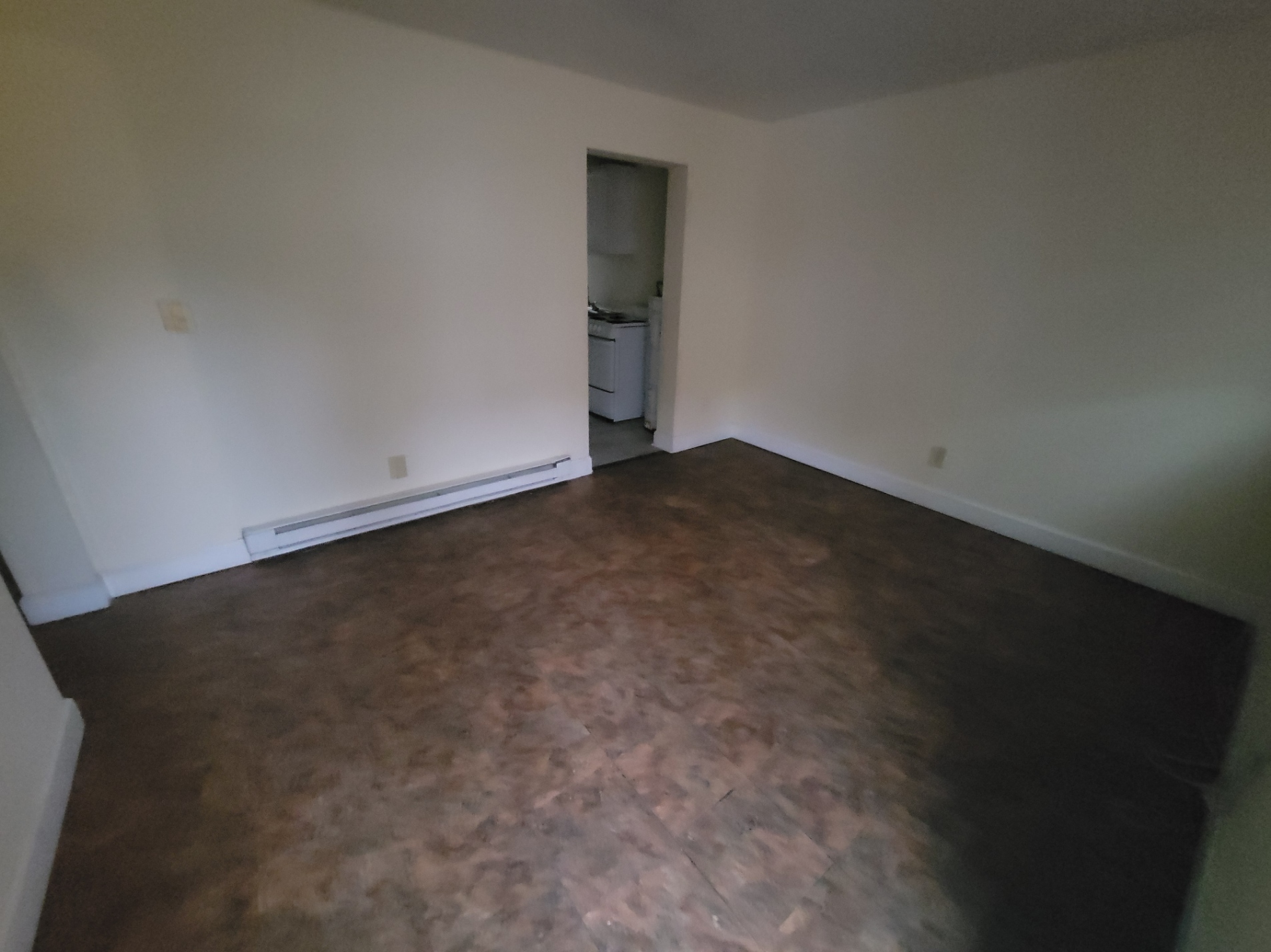 455 Pursley Street - B16