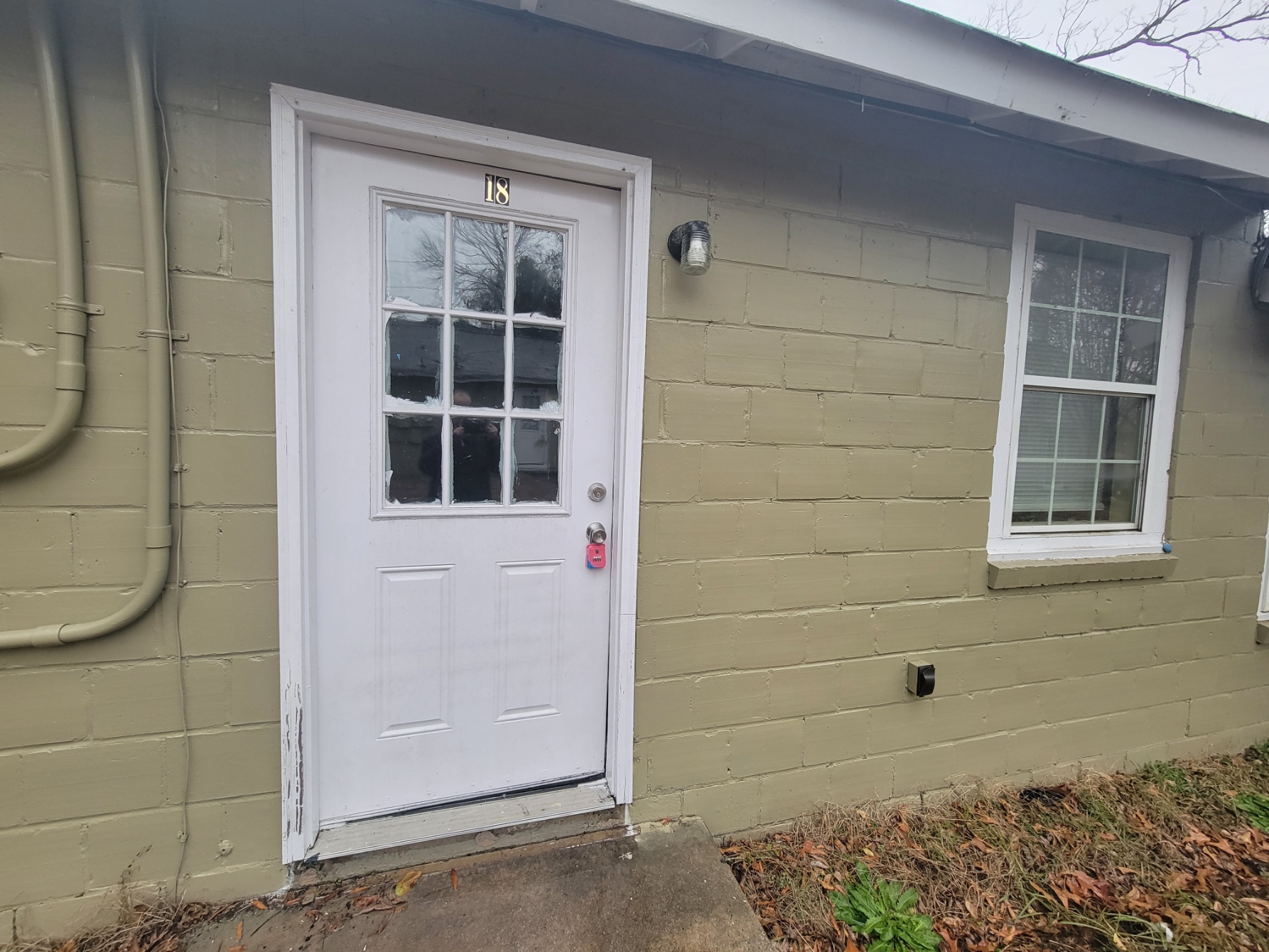 455 Pursley Street - B18