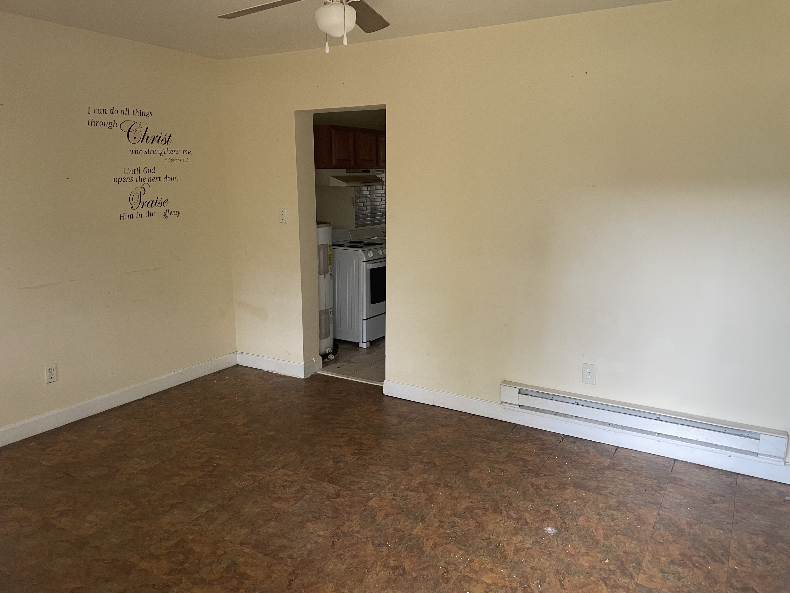 455 Pursley Street - B25