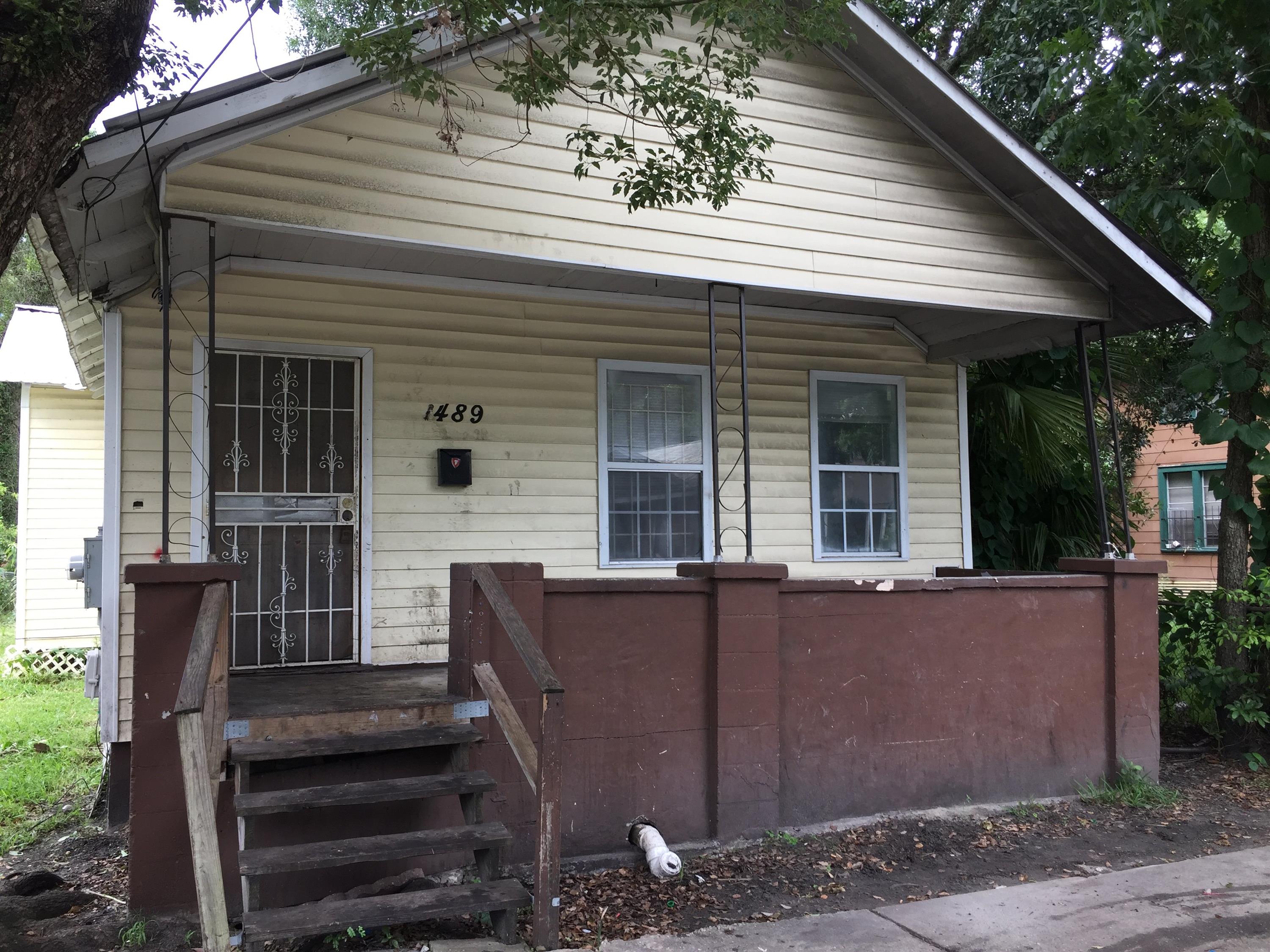 1489 Grothe Street